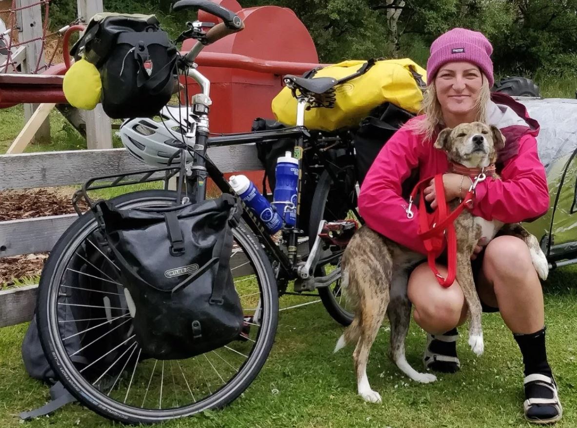 come portare un cane grande in bicicletta