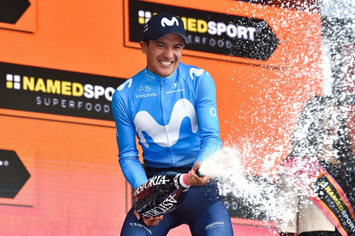 Richard Carapaz festeggia la vittoria nella quarta tappa del Giro d'Italia 2019 (foto LaPresse)