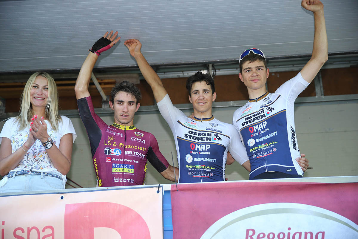 Il podio della gara Juniores di Budrio di Correggio (foto Soncini)