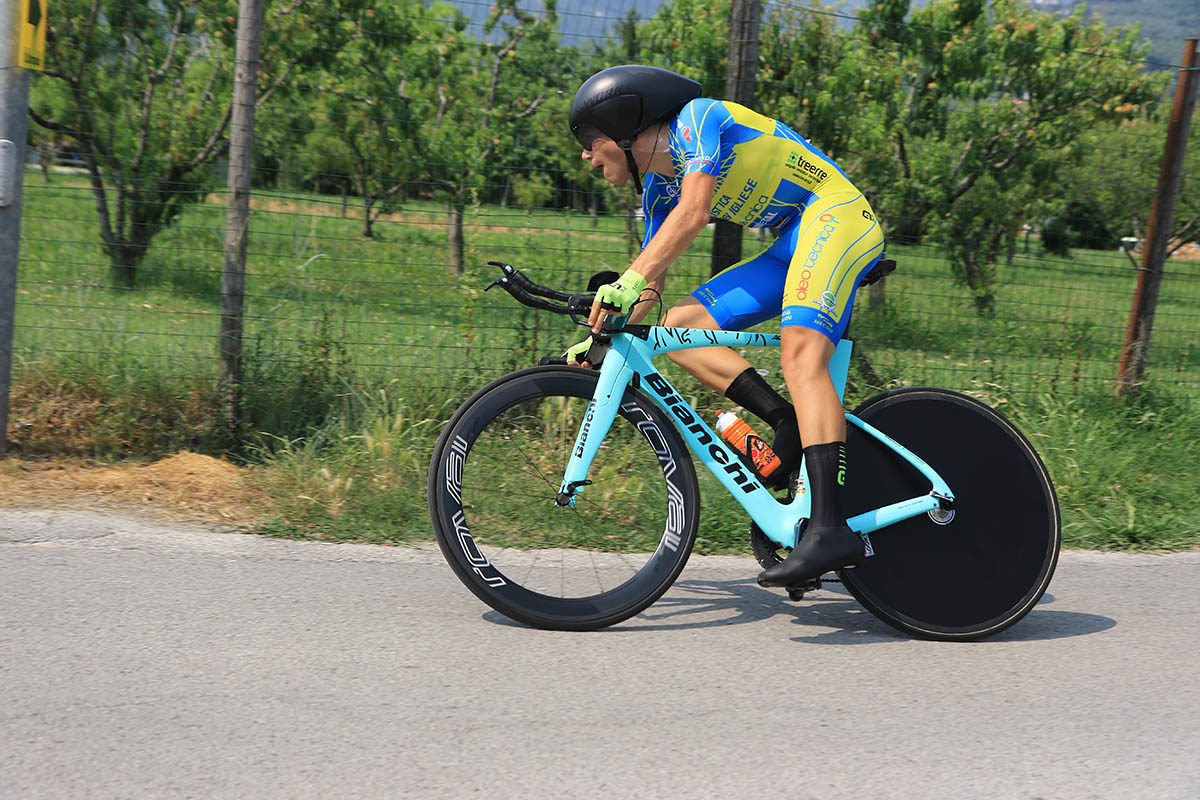 Lorenzo Milesi in azione al Campionato Italiano a cronometro Juniores (foto Fabiano Ghilardi)