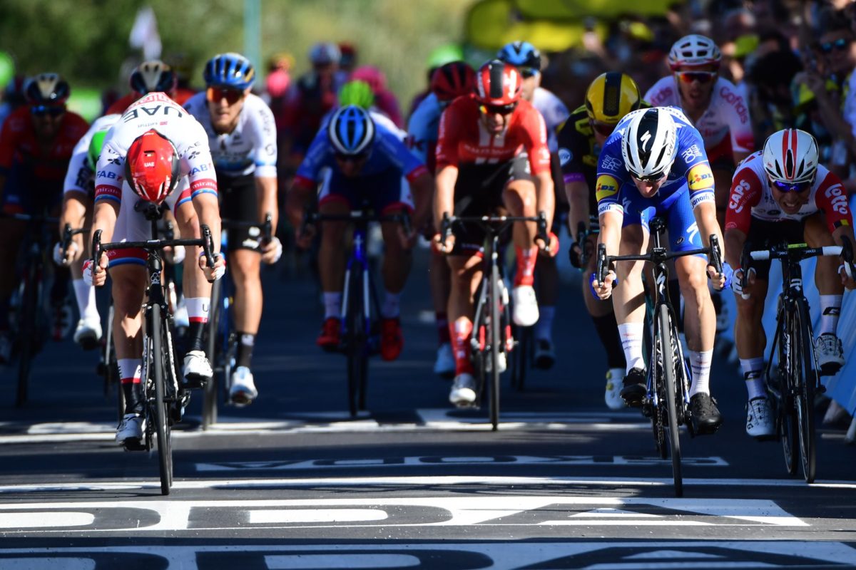 Elia Viviani vince la quarta tappa del Tour de France (foto A.S.O./Pauline Ballet)