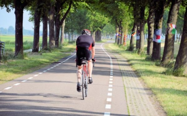 in bicicletta il polso è sollecitato