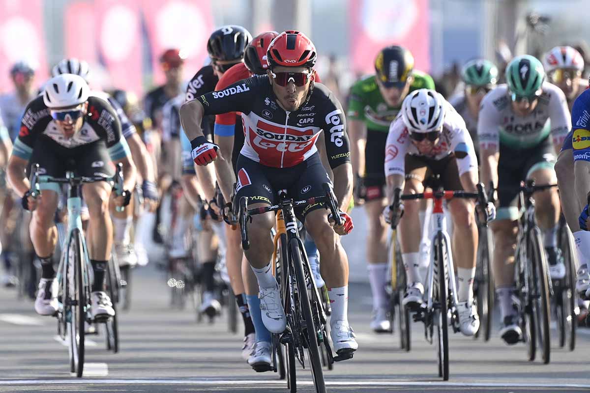 Caleb Ewan vincitore dell'ultima tappa dell'UAE Tour 2021 (foto LaPresse)