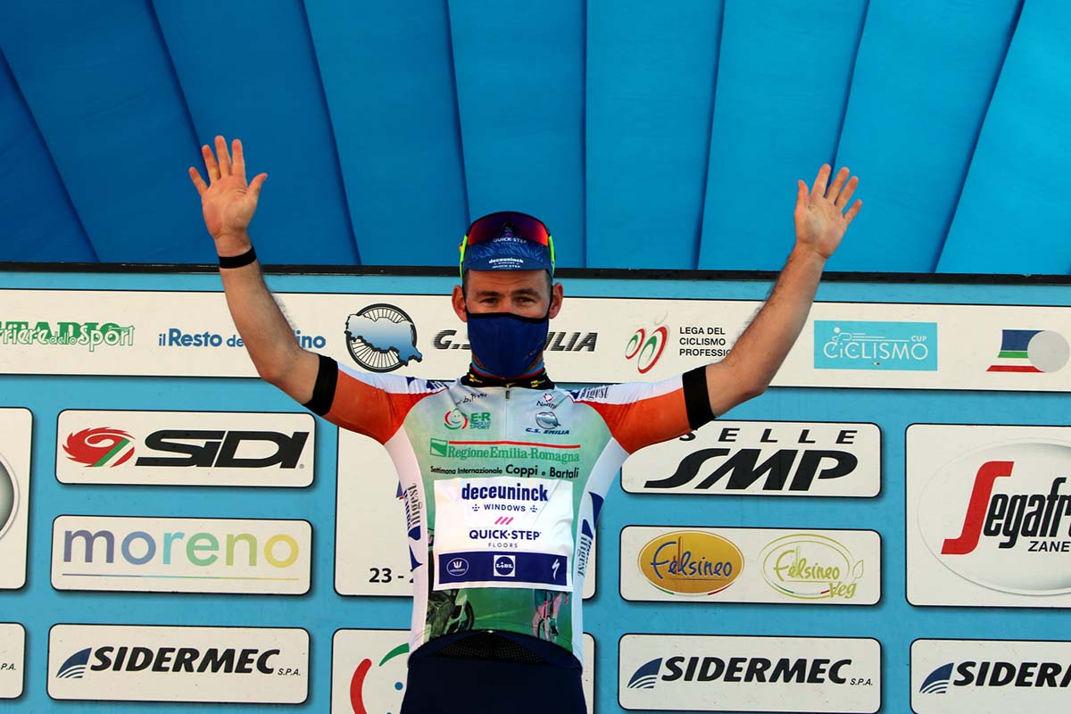 Mark Cavendish dopo le prime due semitappe è leader della Settimana Coppi e Bartali 2021 (foto Photobicicailotto)