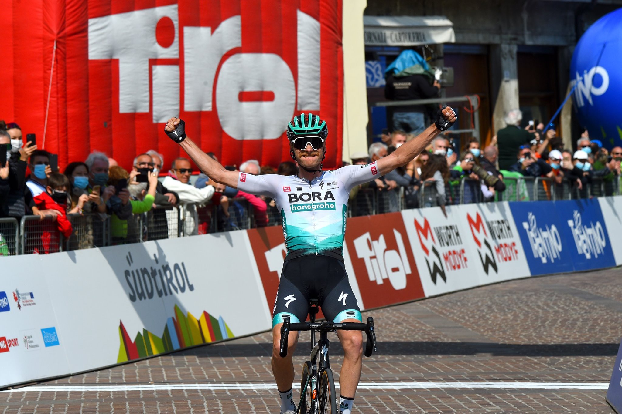 Felix Grossschartner vince la quinta e ultima tappa del Tour of the Alps