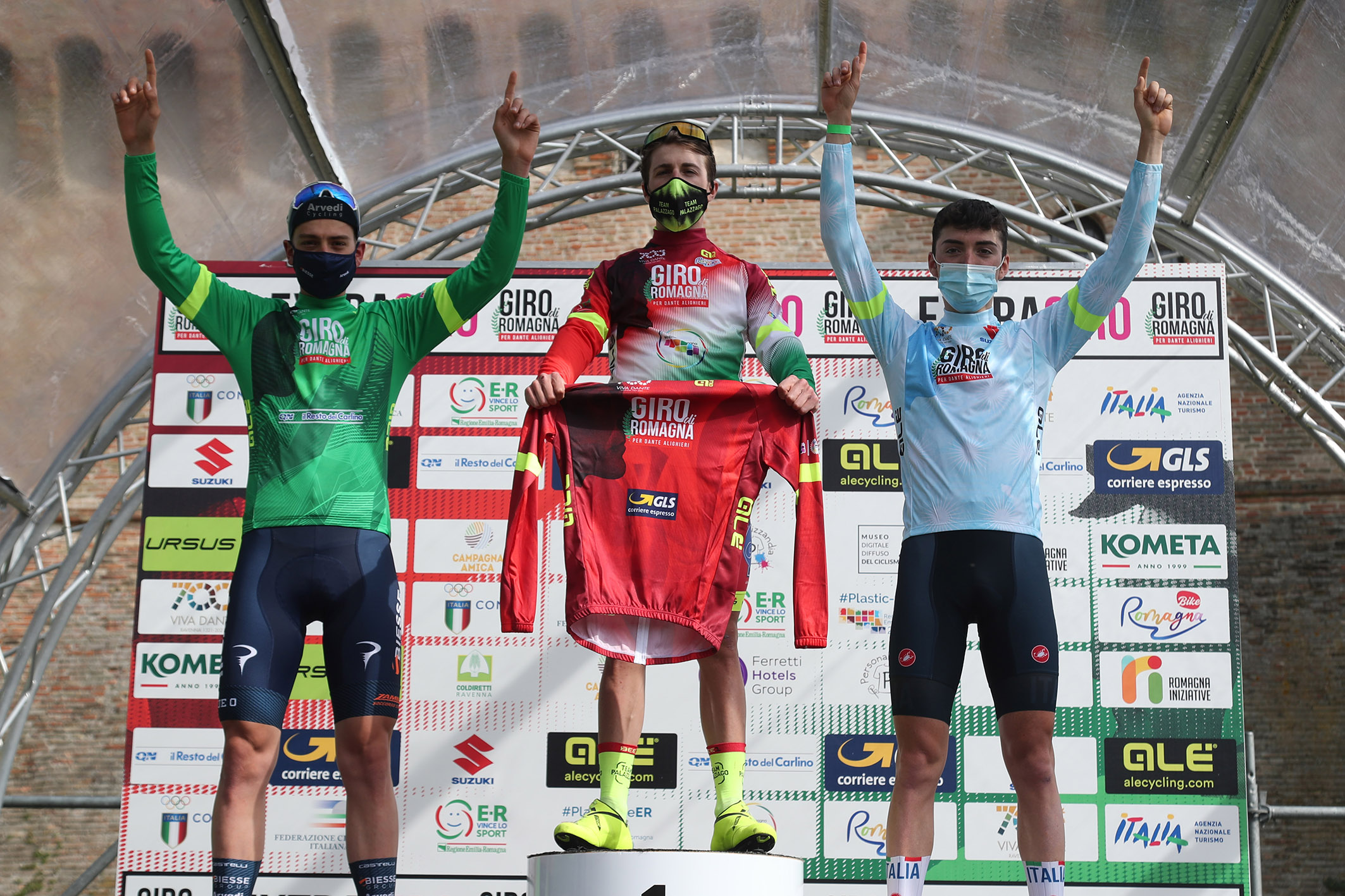 Le maglie dopo la prima tappa del Giro di Romagna per Dante Alighieri 2021
