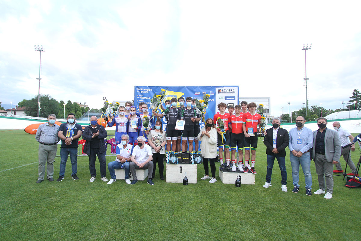 Il podio della prima tappa del Giro del Friuli Juniores 2021