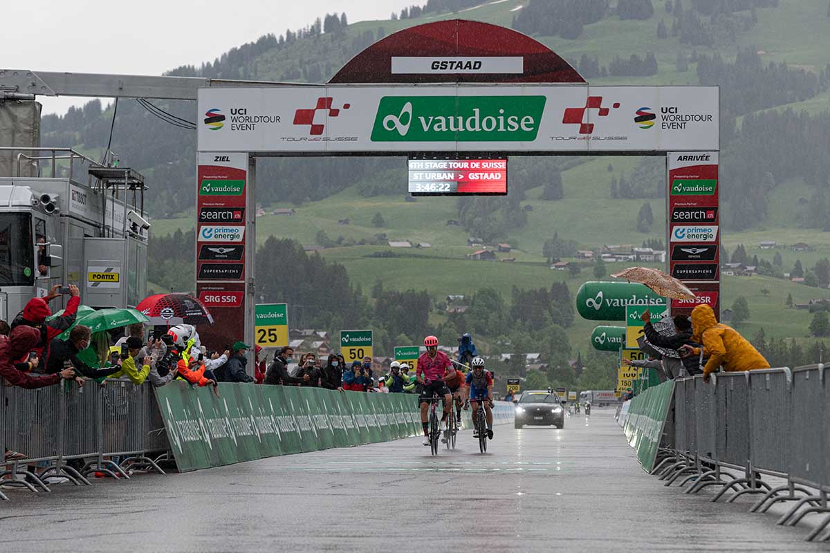 Stefan Bissegger vince la quarta tappa del Tour de Suisse (foto Sam Buchli/Tour de Suisse)