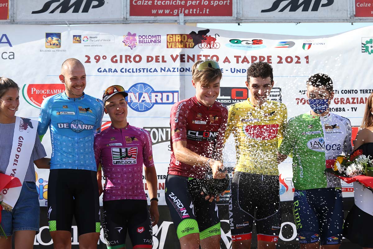 Matteo Baseggio primo leader del Giro del Veneto 2021 (foto Photors.it)