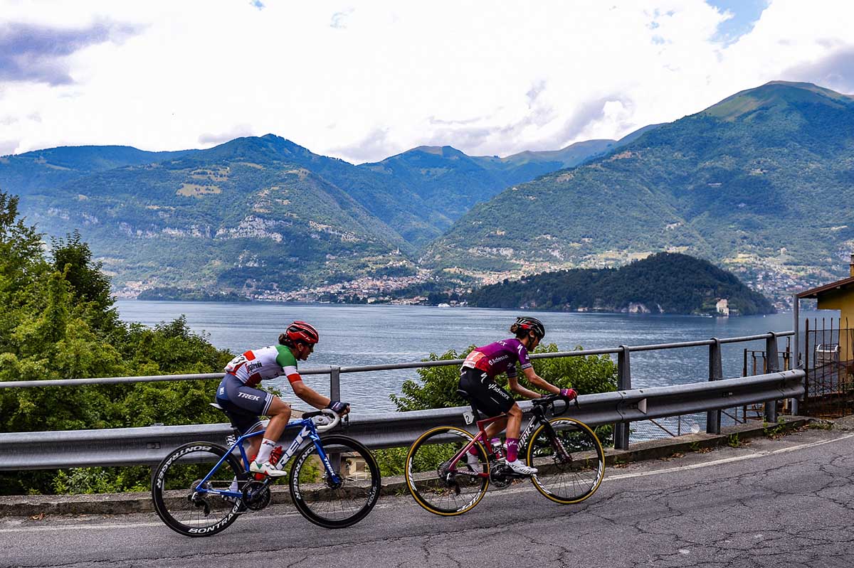 Ashleigh Moolman-Pasio ed Elisa Longo Borghini in fuga nella sesta tappa del Giro d'Italia Donne 2021 (foto BettiniPhoto)