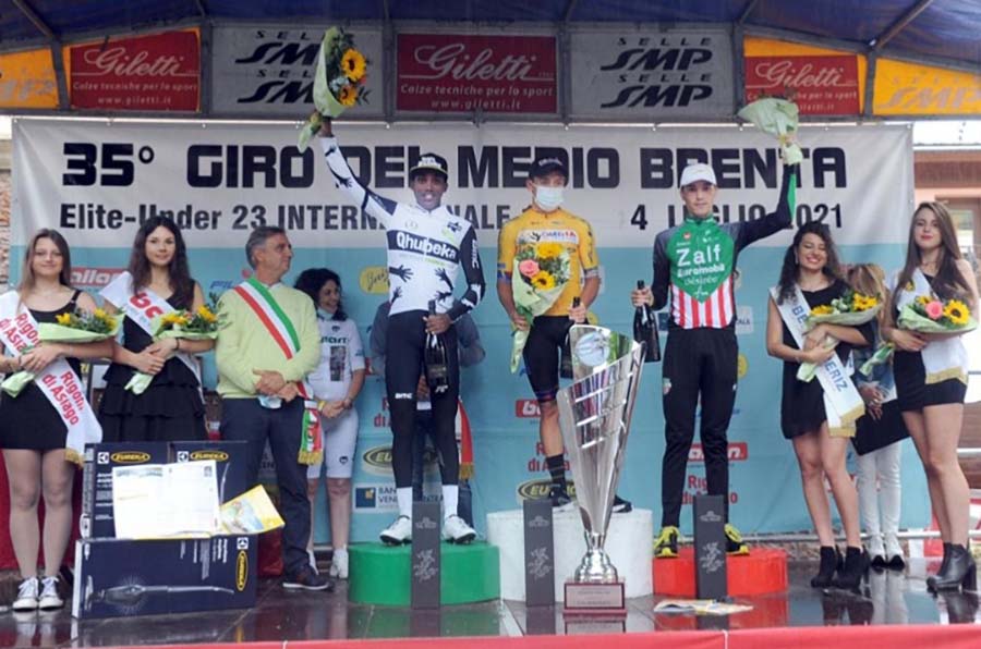 Il podio del Giro del Medio Brenta 2021