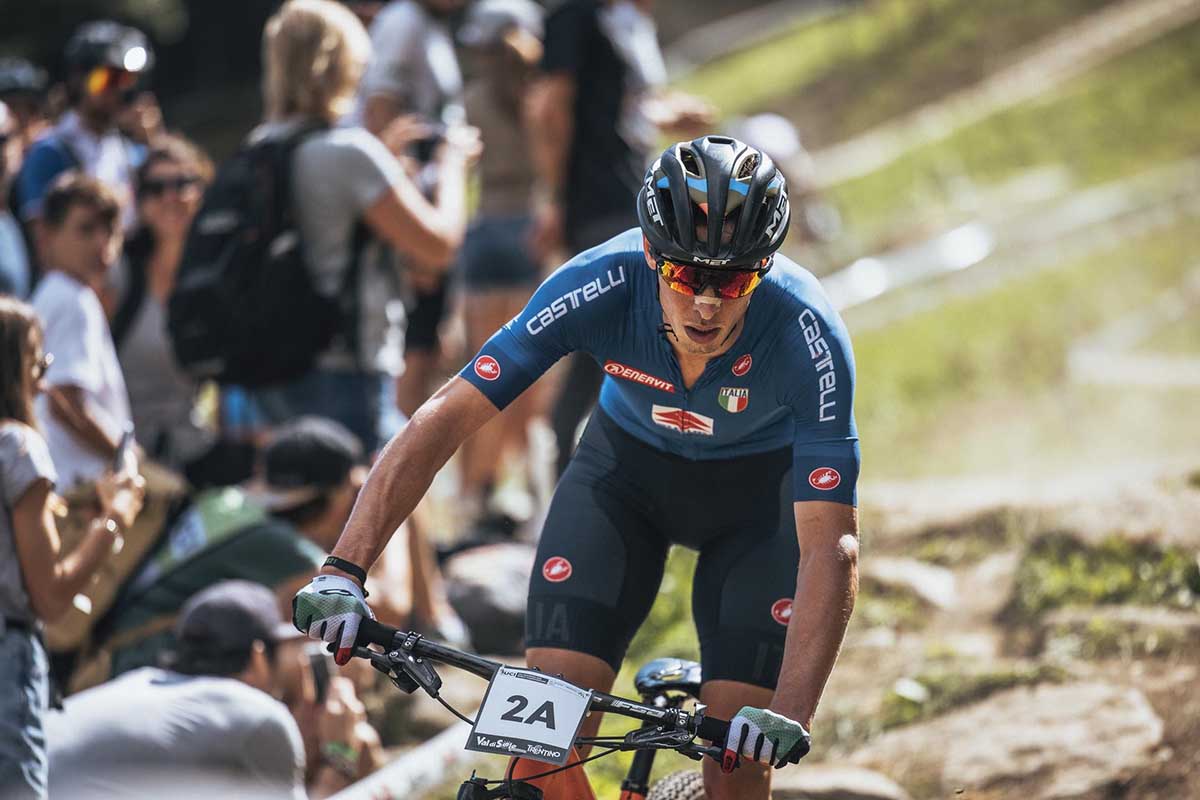 Luca Braidot in azione al Mondiale del Team Relay in Val di Sole (foto Michele Mondini)