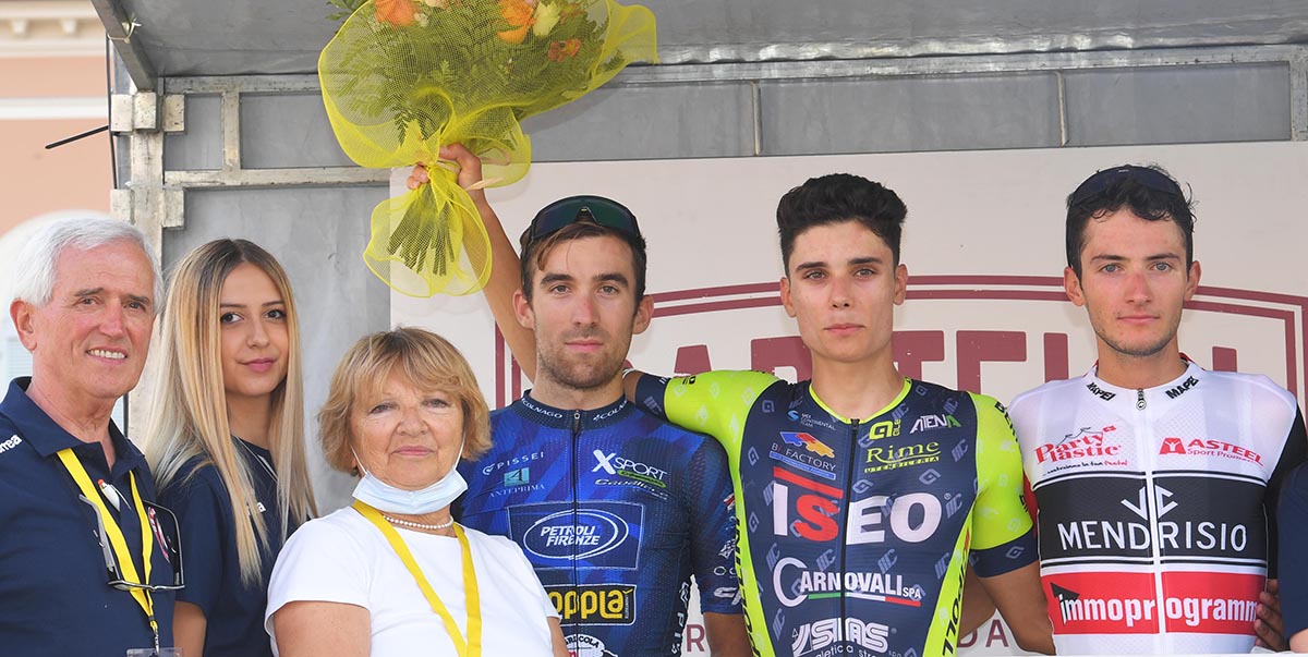 Il podio del Giro del Medio Po a Castel San Giovanni (foto Rodella)