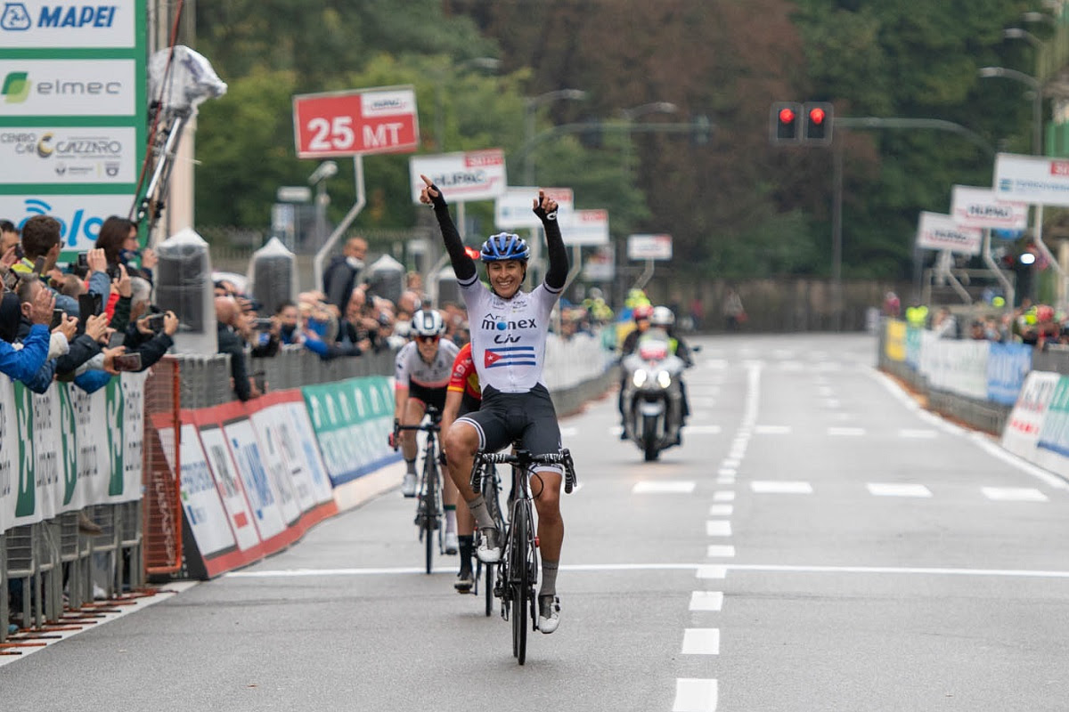 Arlenis Sierra vince la prima Tre Valli Varesine Women's Race 