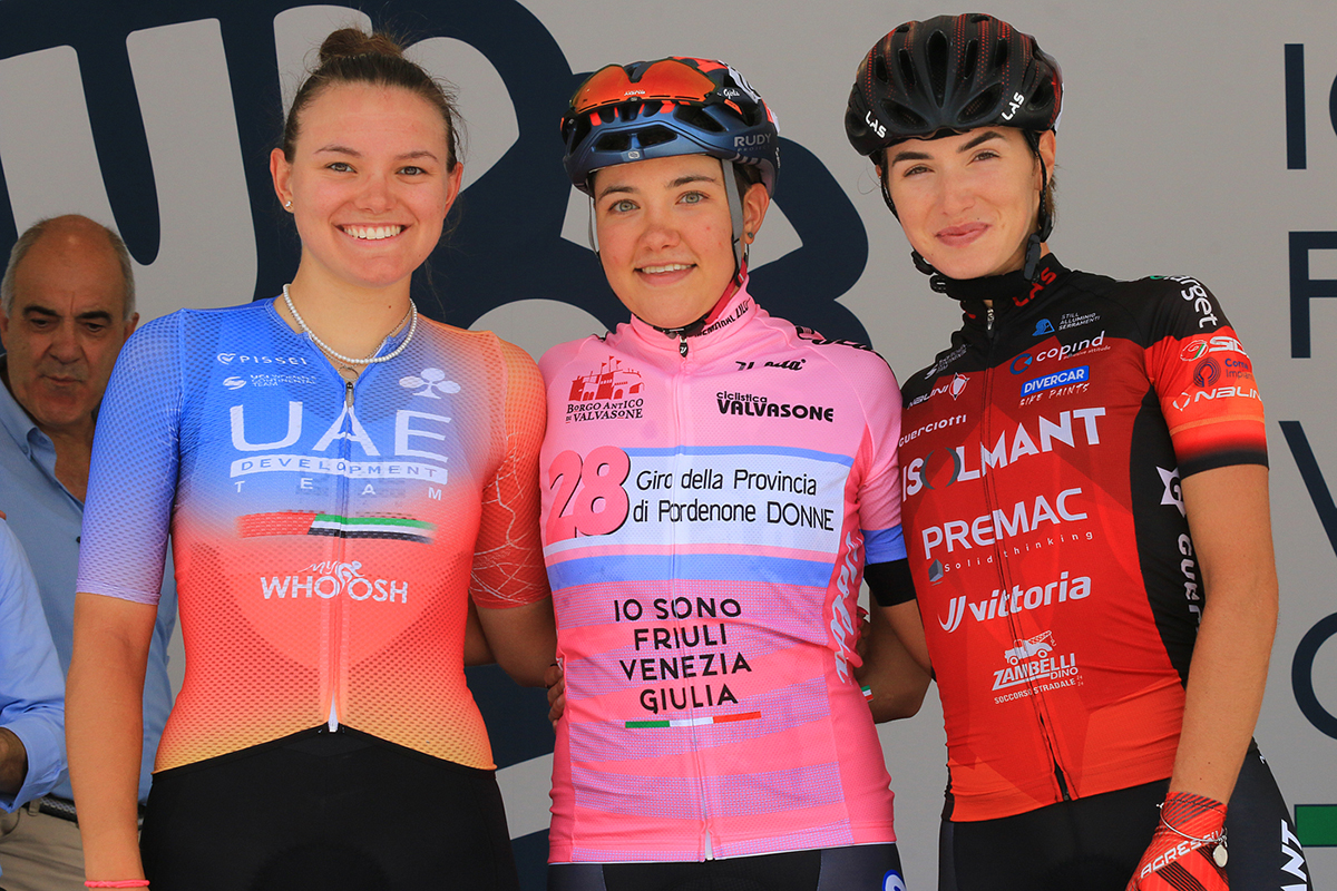 Il podio delle donne elite del Giro della Provincia di Pordenone - credit Flaviano Ossola