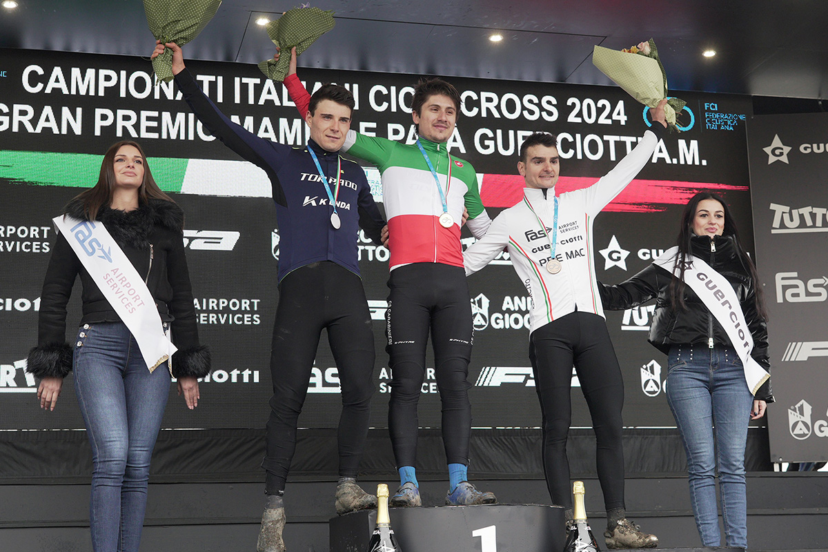 Il podio tricolore degli elite a Cremona 2024 - credit De Negri