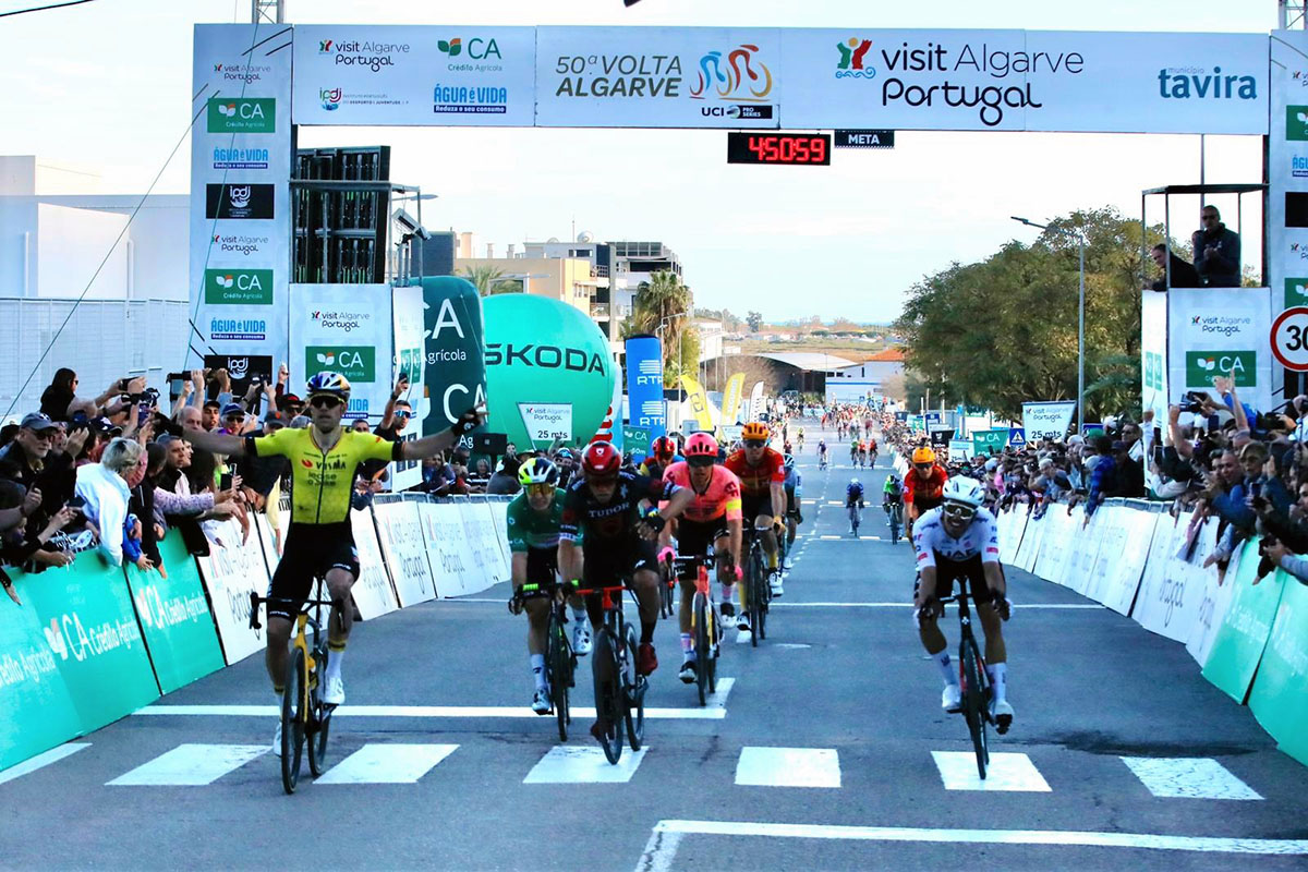Wout Van Aert vince la terza tappa della Volta ao Algarve