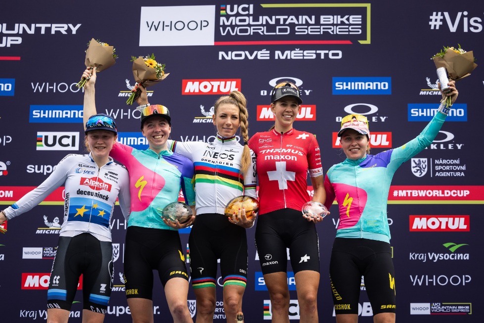 Il podio della prova delle donne Elite di Nove Mesto vinta da Pauline Ferrand-Prevot - WHOOP UCI Mountain Bike World Series - Michal Cerveny