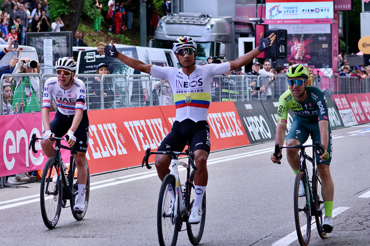 Jhonatan Narvaez (Ineos Grenadiers) vince a Torino ed è la prima maglia rosa del Giro d'Italia 2024 - credit Photobicicailotto
