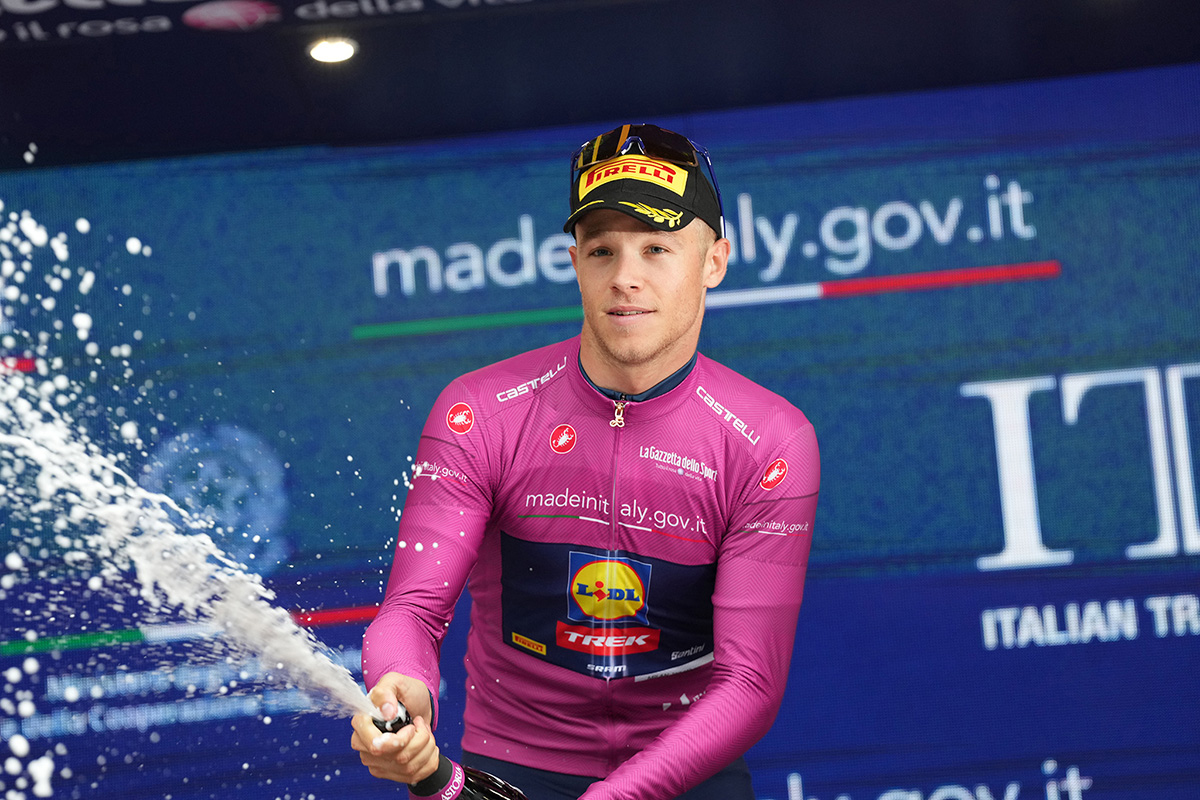 Jonathan Milan, (Lidl-Trek), in maglia ciclamino al Giro d'Italia 2024 - credit LaPresse