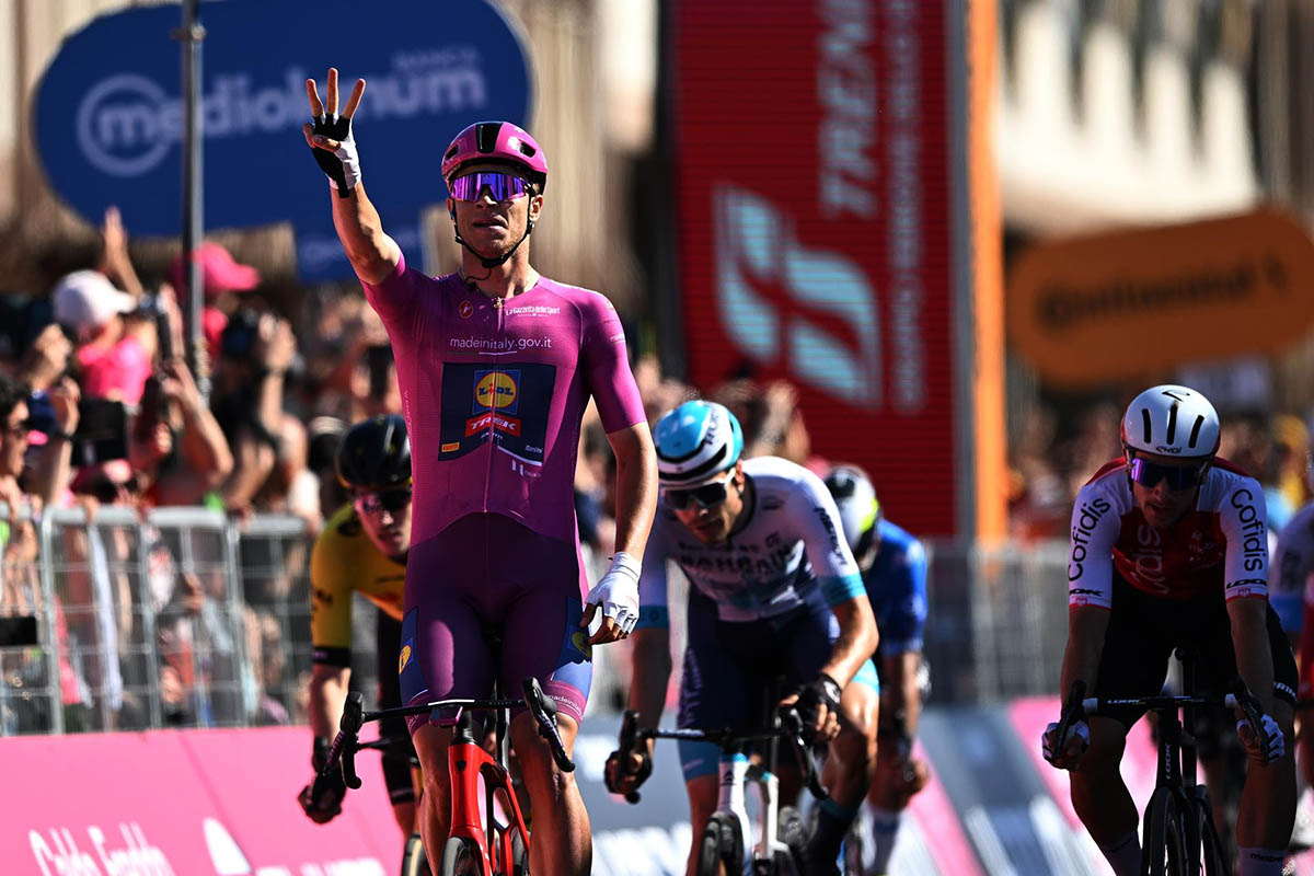 Jonathan Milan vince a Cento la 13esima tappa del Giro d'Italia - credit Lild-Trek copia