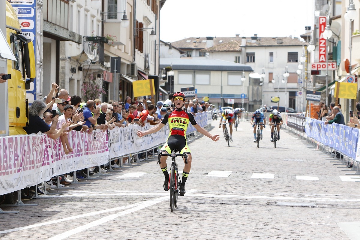 Michele Bicelli (Aspiratori Otelli) vince l'ultima tappa del Giro del Friuli Venezia Giulia - credit foto Bolgan
