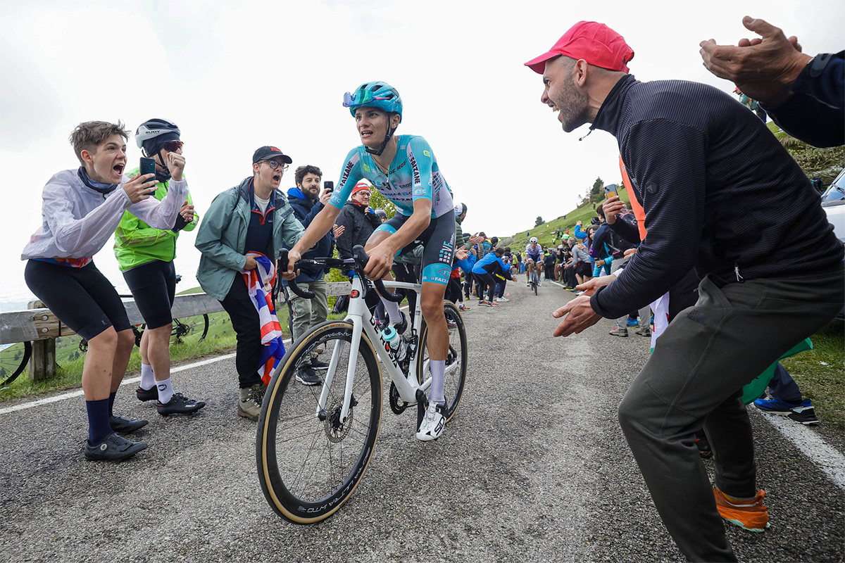 Giulio Pellizzari Red Bull - BORA - hansgrohe - credit Sprint Cycling Agency