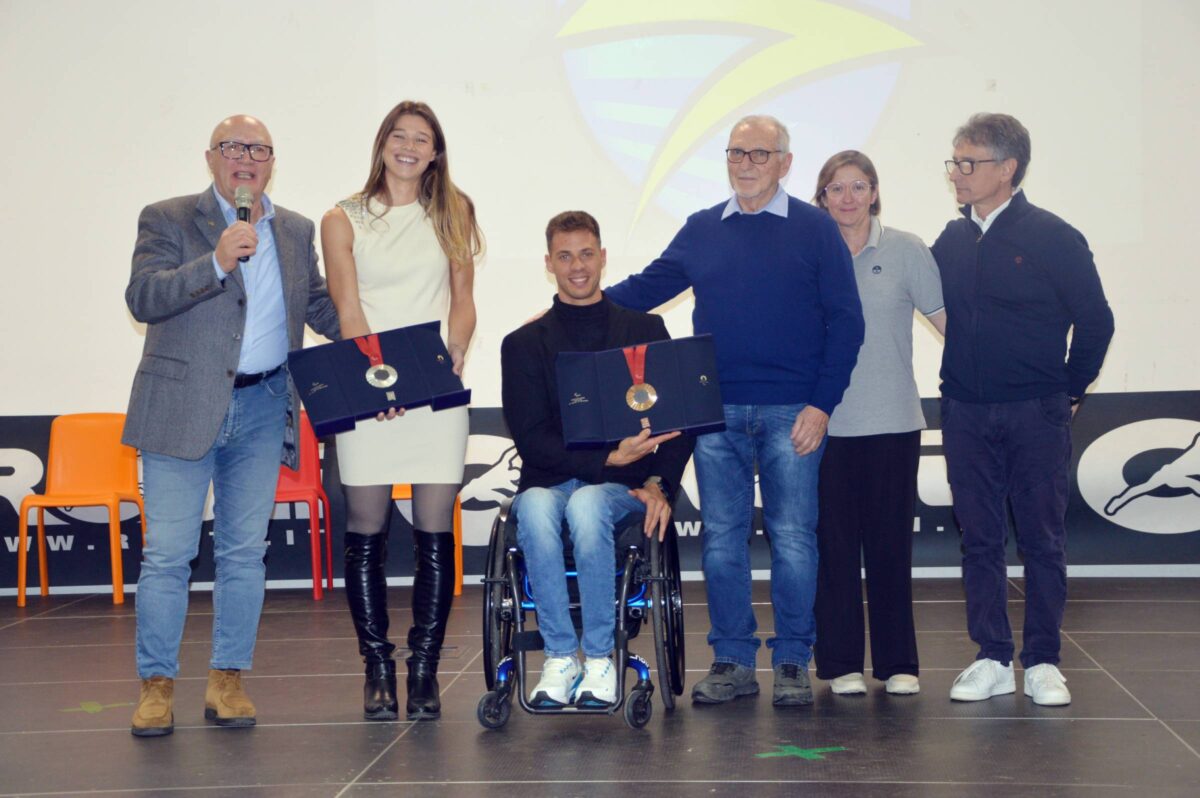 Il direttivo della Ktm Academy Le Marmotte con Sara Morotti e Mirko Testa