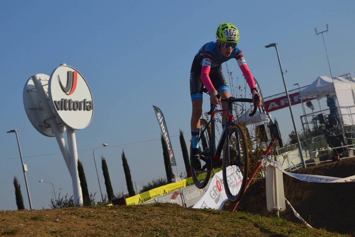 L'allievo Simone Gregori in azione sul tracciato del Vittoria Park