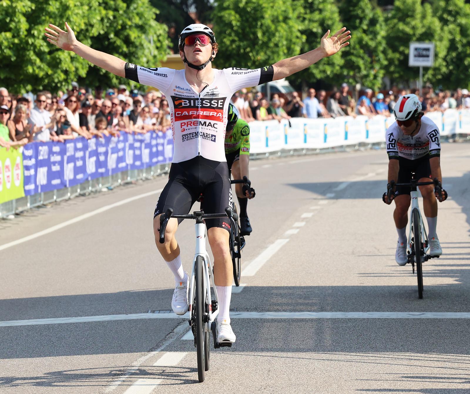 Gabriele Bessega vince il Gp General Store 2025 (foto Rodella)